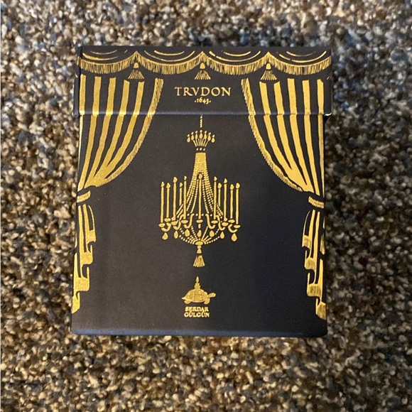 New with Box! Trudon Arosa Candle, 9.5 oz. - Picture 4 of 10